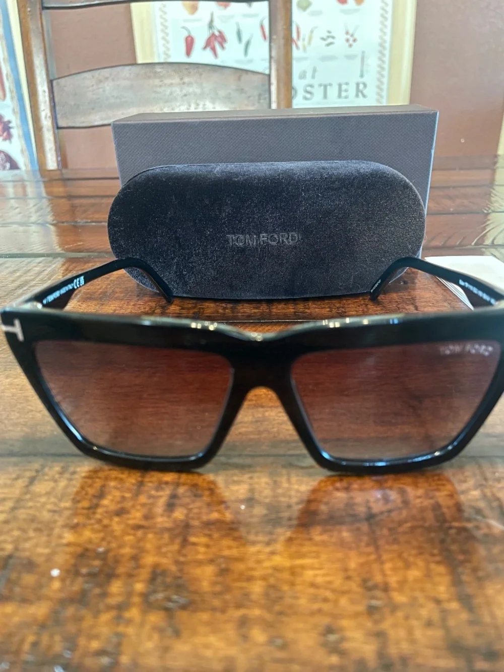 FABULOUS Tom Ford EDEN FT 1110 Black/Grey Shaded (01B)